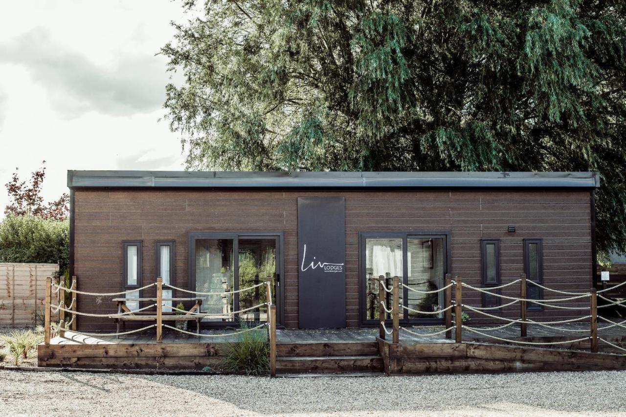 Black Bull Retreat, Barmston With Private Hot Tubs Driffield Εξωτερικό φωτογραφία