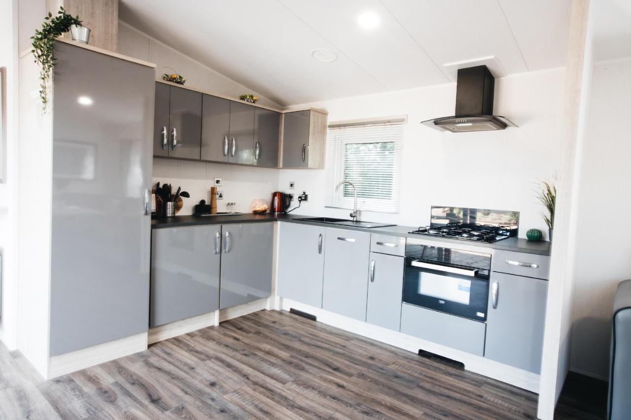Black Bull Retreat, Barmston With Private Hot Tubs Driffield Εξωτερικό φωτογραφία